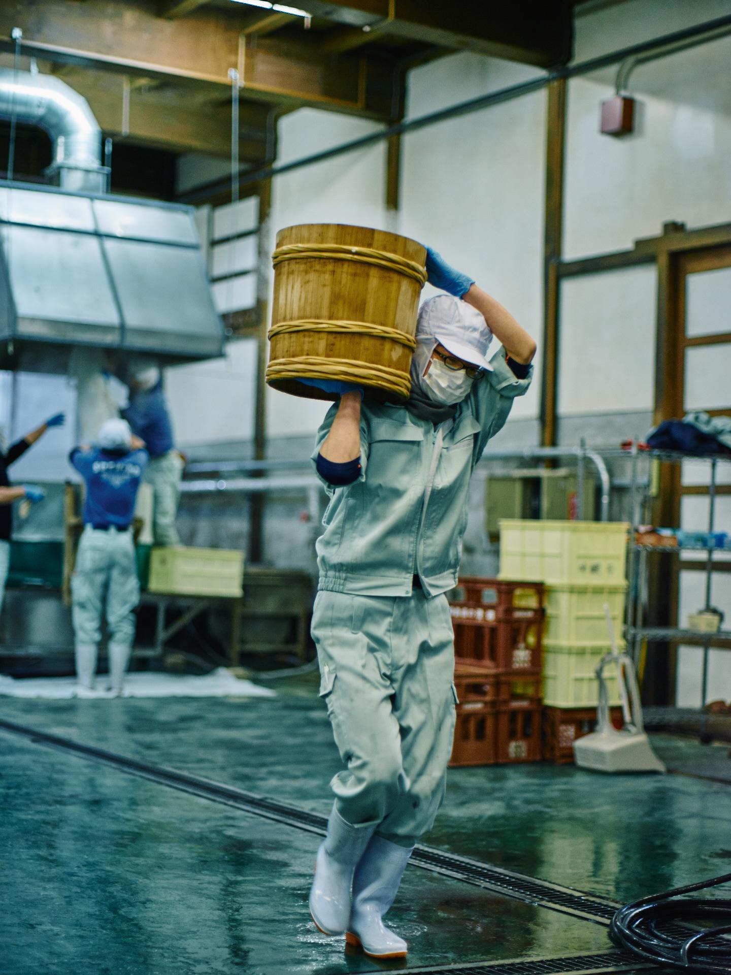 玄宰 特別純米 直汲み 生 | Sakenomy - 日本酒を知り、日本を知る