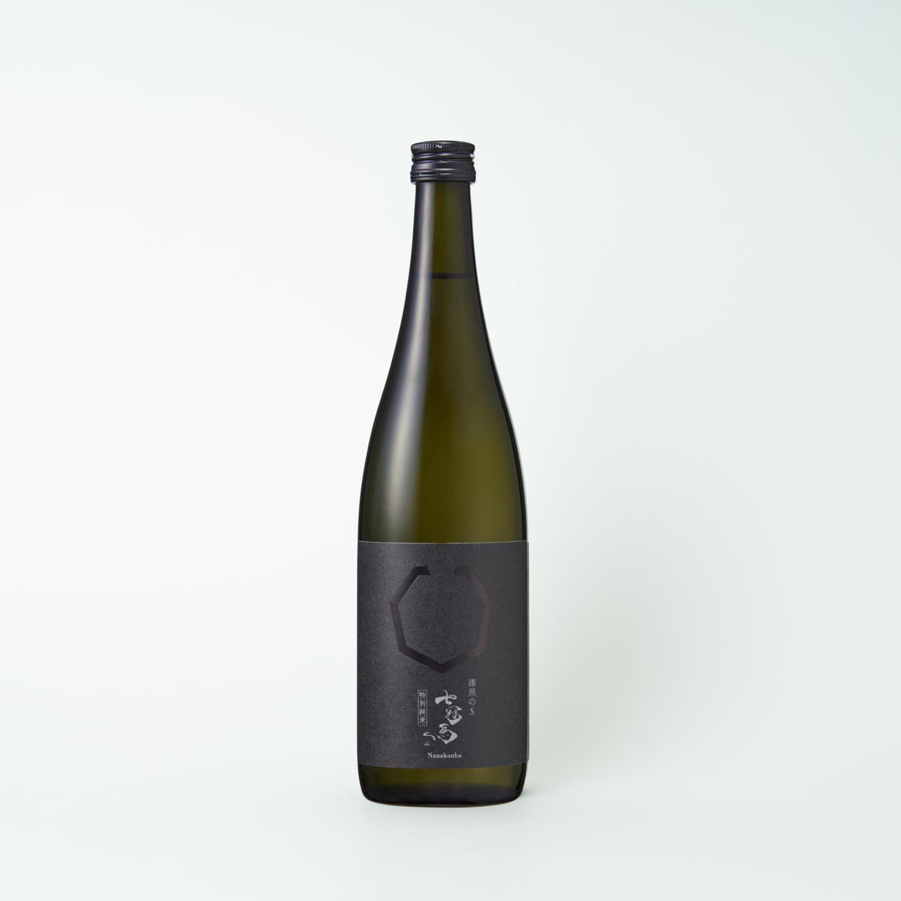 七冠馬 特別純米 漆黒のS | Sakenomy - 日本酒を知り、日本を知る