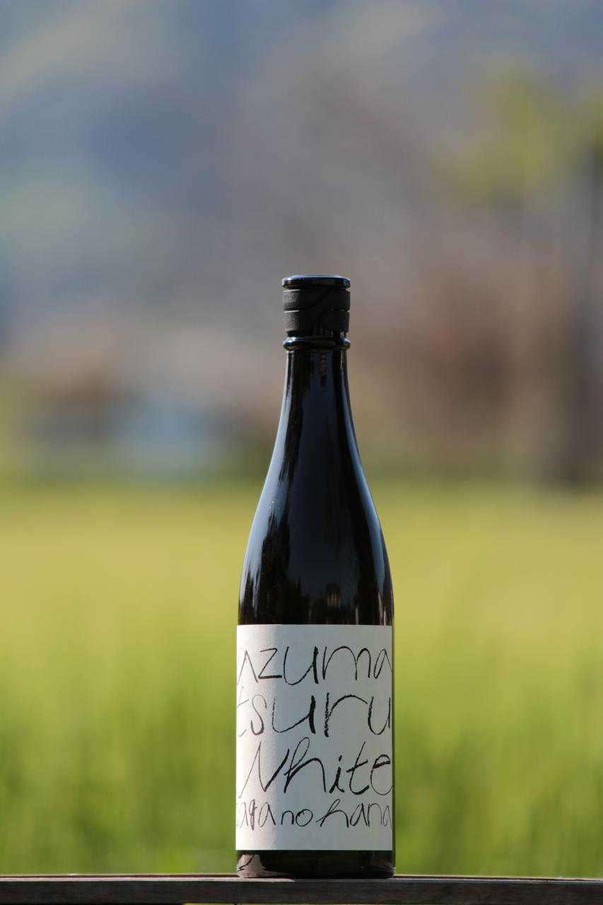東鶴 純米吟醸生WHITE | Sakenomy - 日本酒を知り、日本を知る